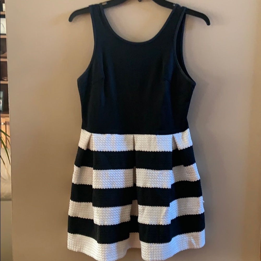 Lust N Must dress